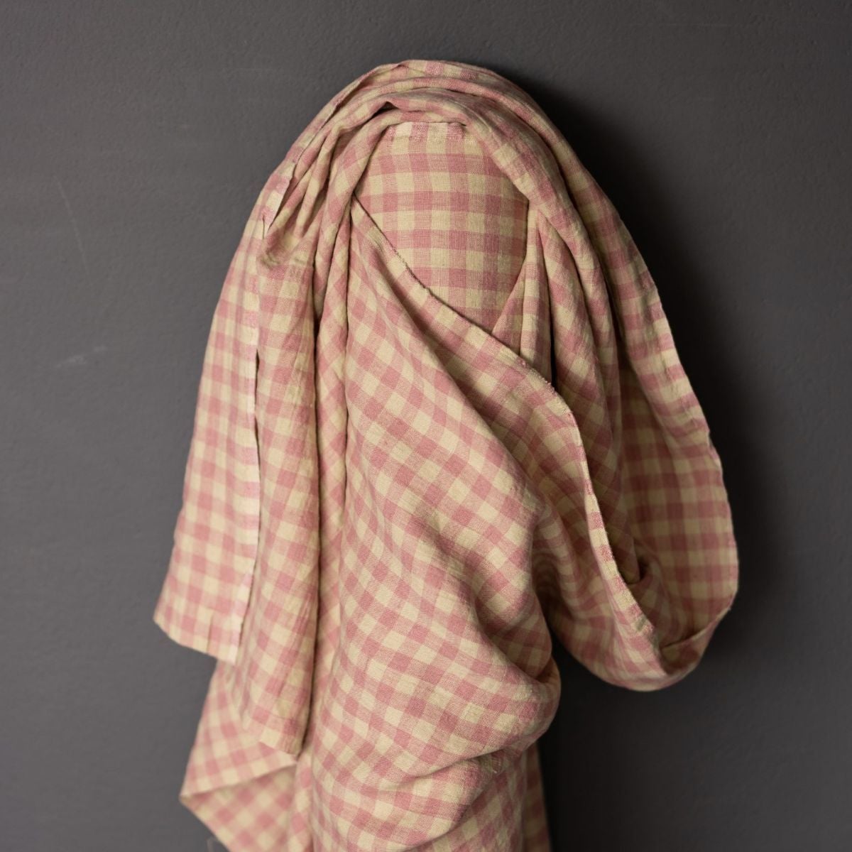 Merchant & Mills-Nougat European Laundered Linen-fabric-gather here online