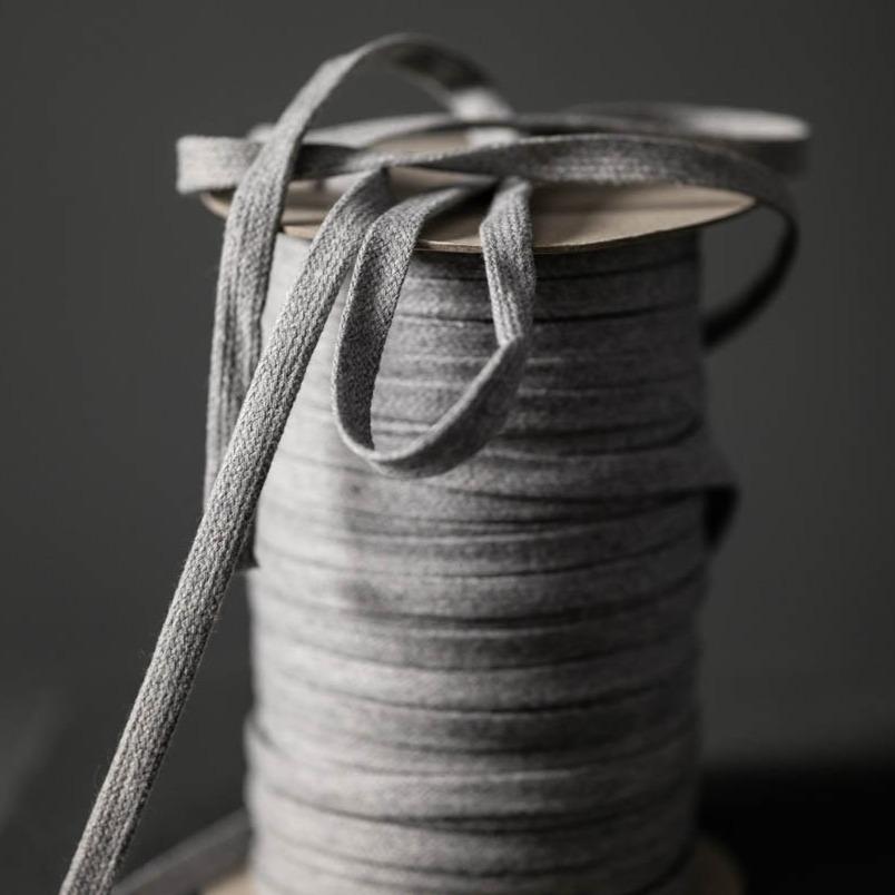 Merchant & Mills-Recycled Drawstring Webbing-10mm, Grey Marl-trim-gather here online