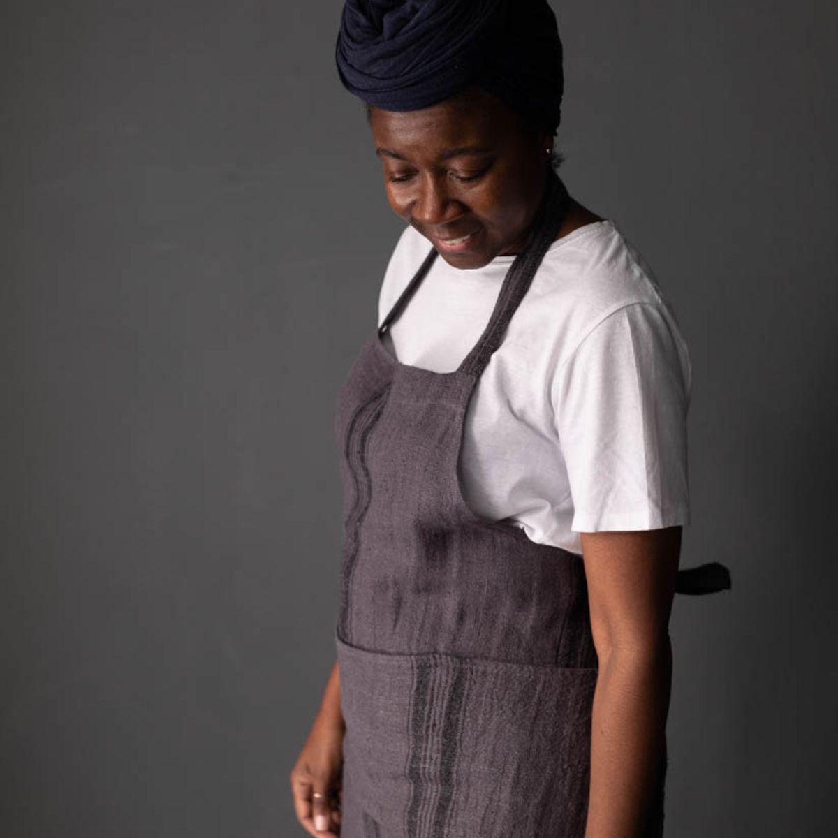 Merchant & Mills-Workaday Apron Pattern-sewing pattern-gather here online