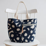 Noodlehead-Crescent Tote Pattern-sewing pattern-gather here online