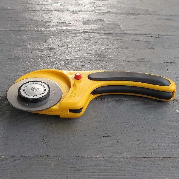 Olfa - Ergonomic Rotary Cutter - 60mm - Default - gatherhereonline.com