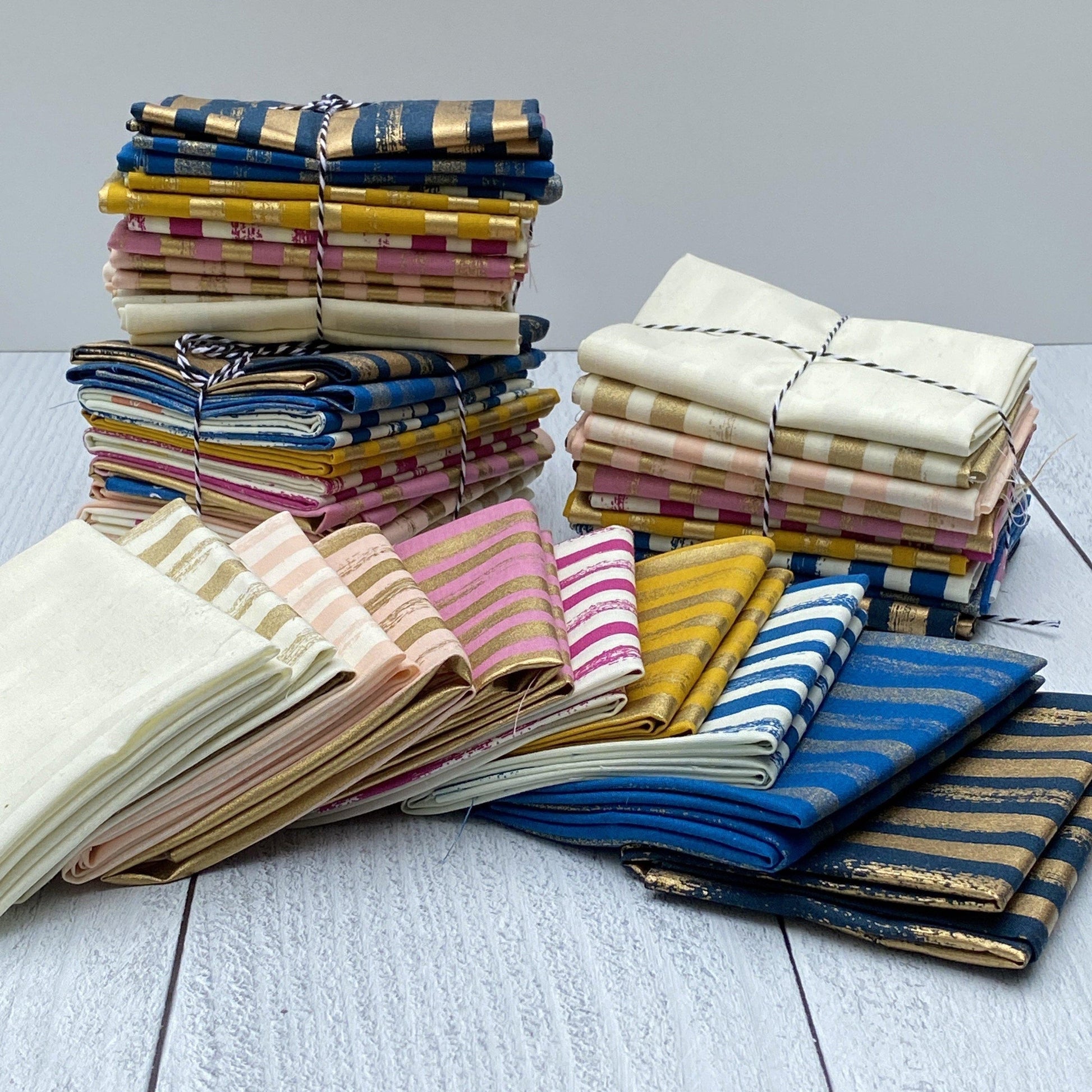 Ruby Star Society - Fat Quarter Bundle- Zip! - - gatherhereonline.com