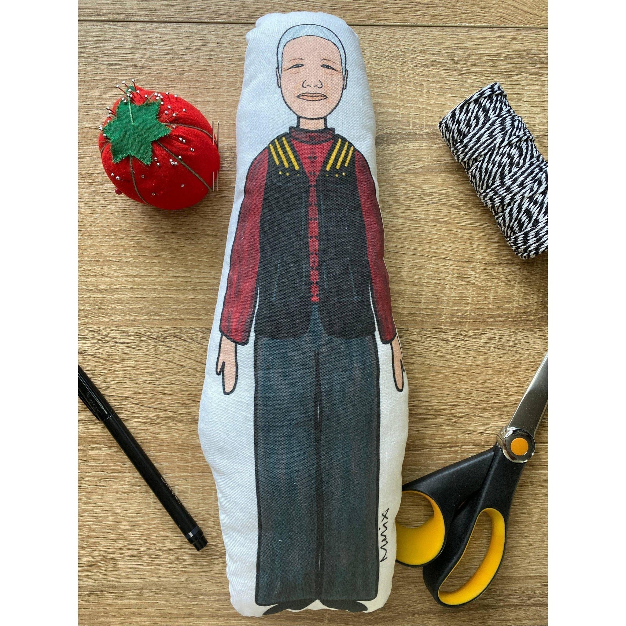Sewcial Studies-Grace Lee DIY Doll-sewing kit-gather here online