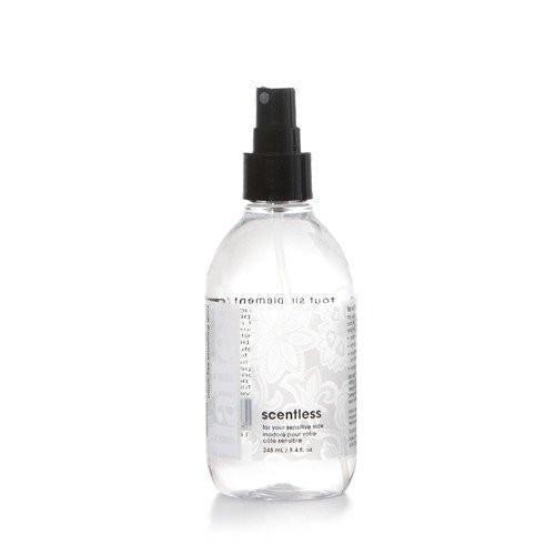 soak - Flatter Smoothing Spray - Scentless - Default - gatherhereonline.com