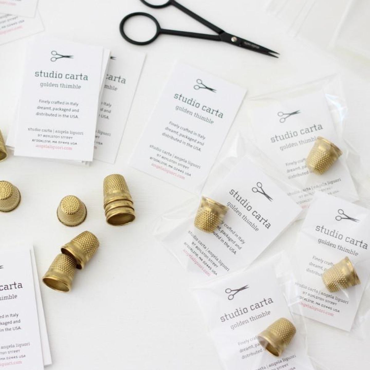 Studio Carta-Gold Thimble-sewing notion-gather here online