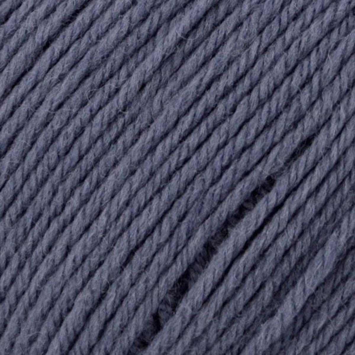 Universal Yarn Deluxe Worsted - 3677 Cobalt