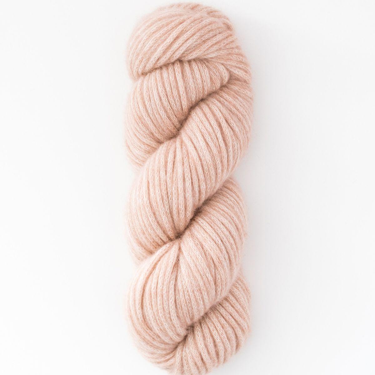 Woolfolk-Luft-yarn-L14-gather here online