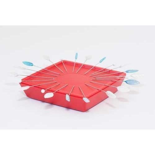 Zirkel - Zirkel magnetic pin cushion, Red - Default - gatherhereonline.com