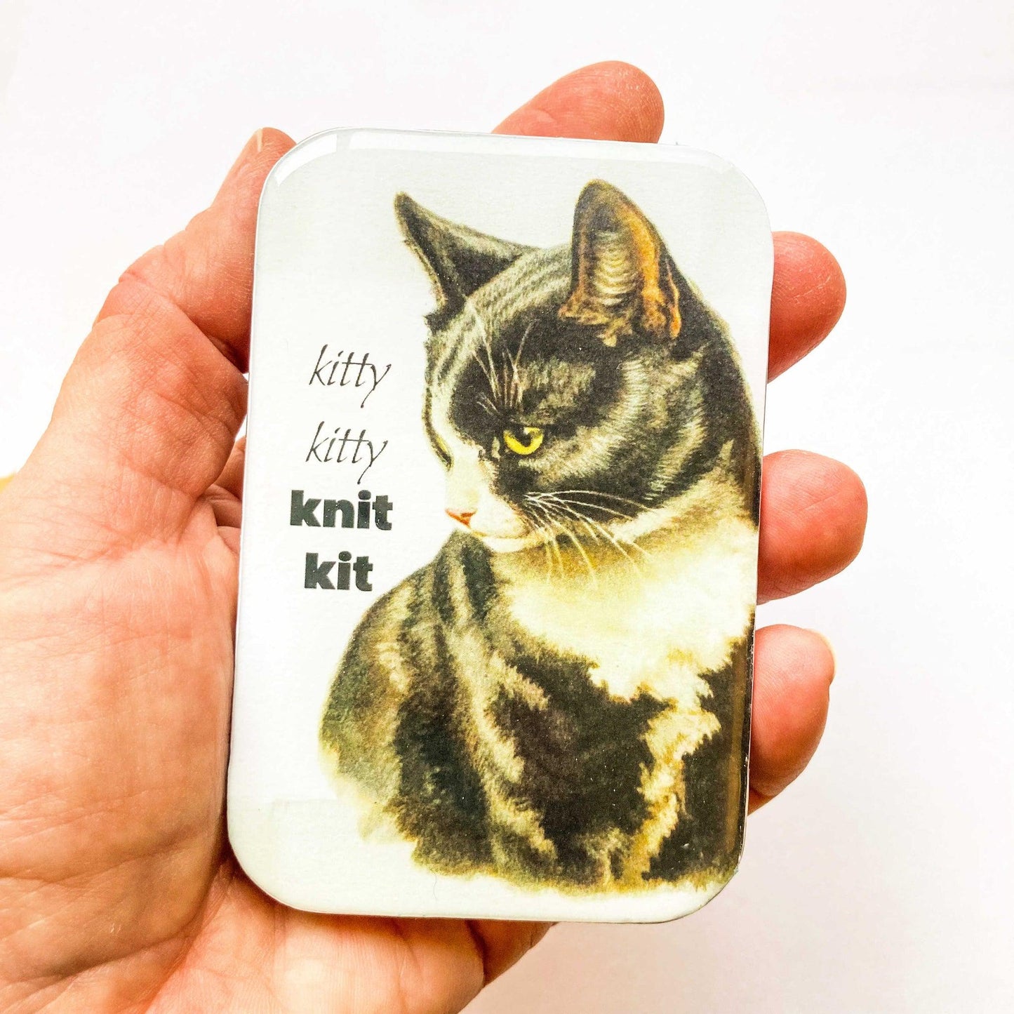 Firefly Notes-Cat Stitch Marker Tin Knit Tool Kit-knitting notion-gather here online