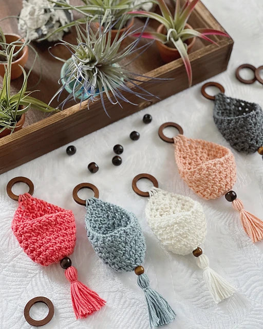 gather here classes-Crochet Air Plant Hanger-class-gather here online