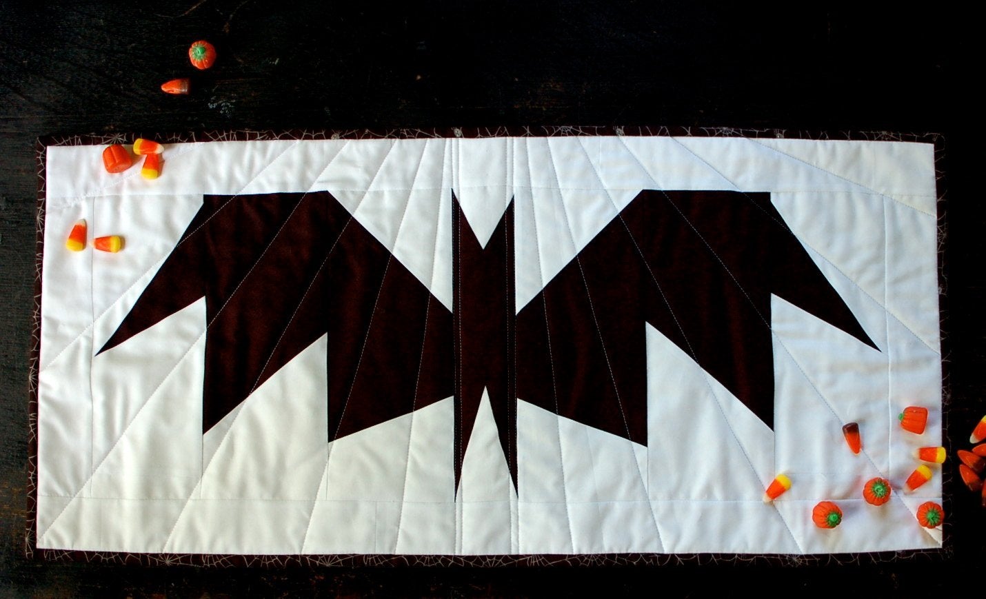 gather here classes-Bat Mat (mini quilt top)-class-gather here online