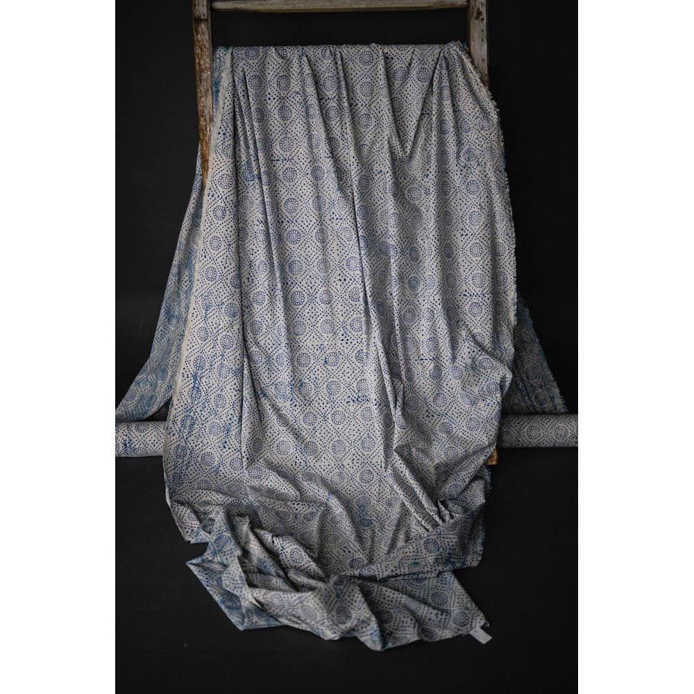 Merchant & Mills - Organic Indian Cotton, Indigo Daisy Large - - gatherhereonline.com