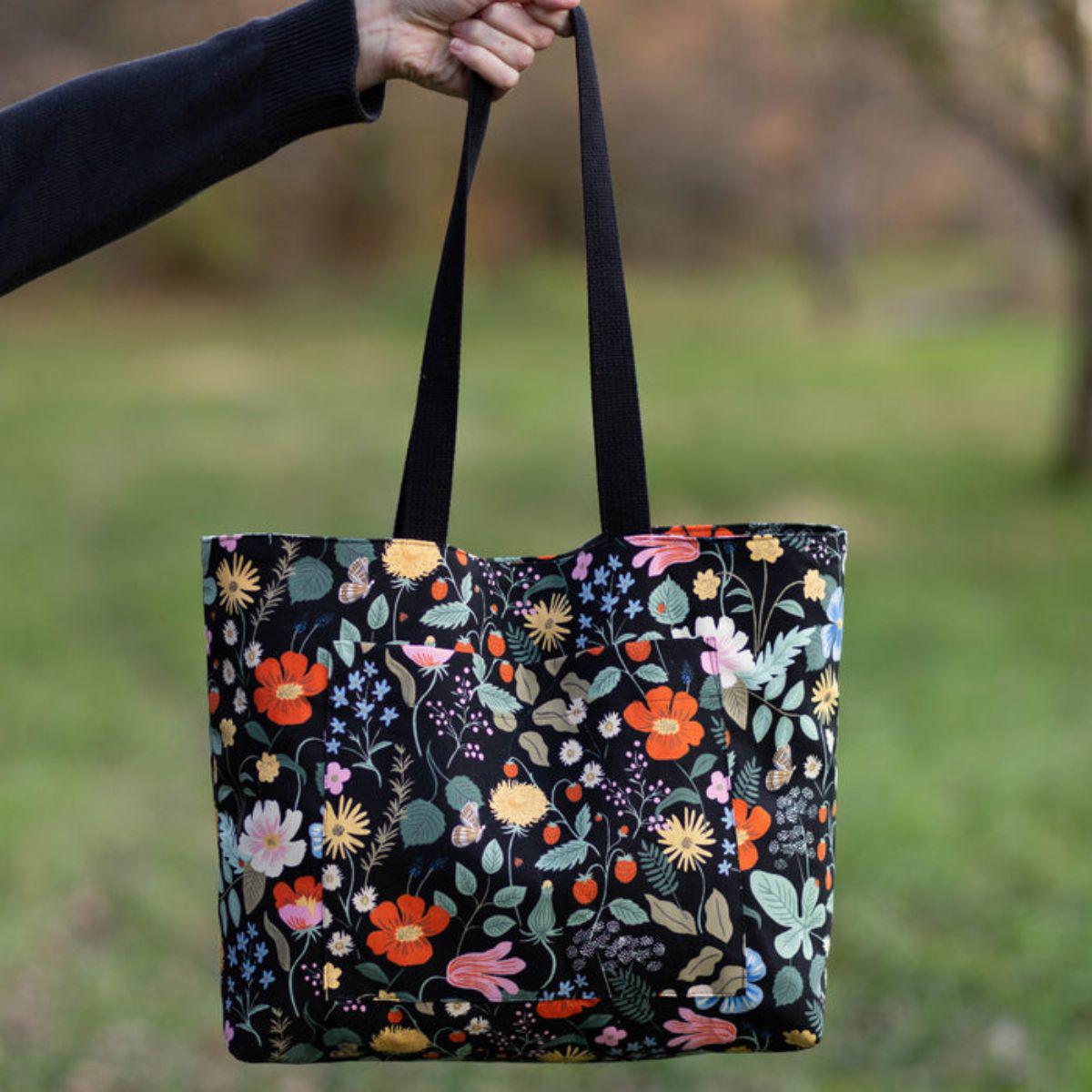 Noodlehead-Pepin Tote Pattern-sewing pattern-gather here online