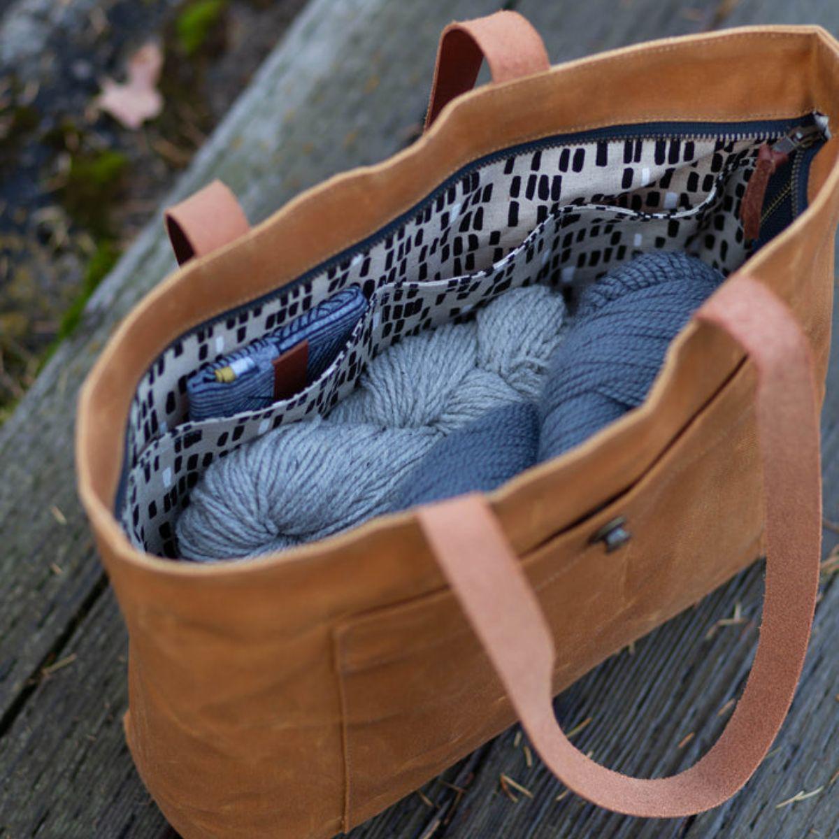 Noodlehead-Pepin Tote Pattern-sewing pattern-gather here online